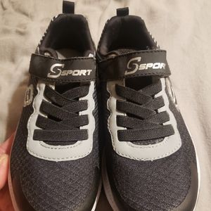 Boy's Sketchers S Sport Sneakers 👟